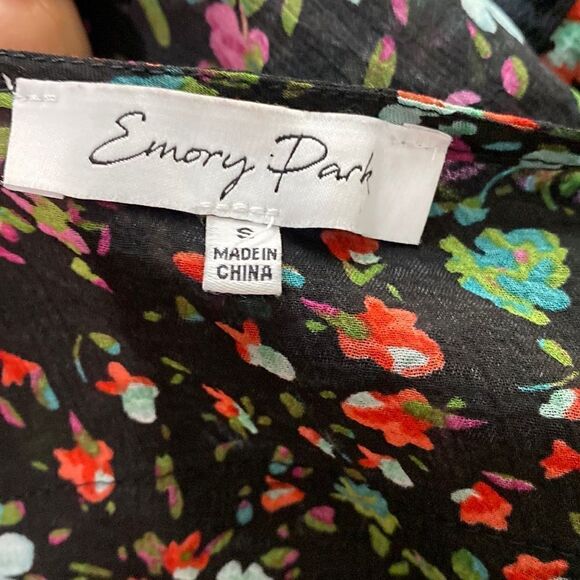 Emory Park Floral Kimono Shawl Open Front Cardigan - Picture 9 of 11